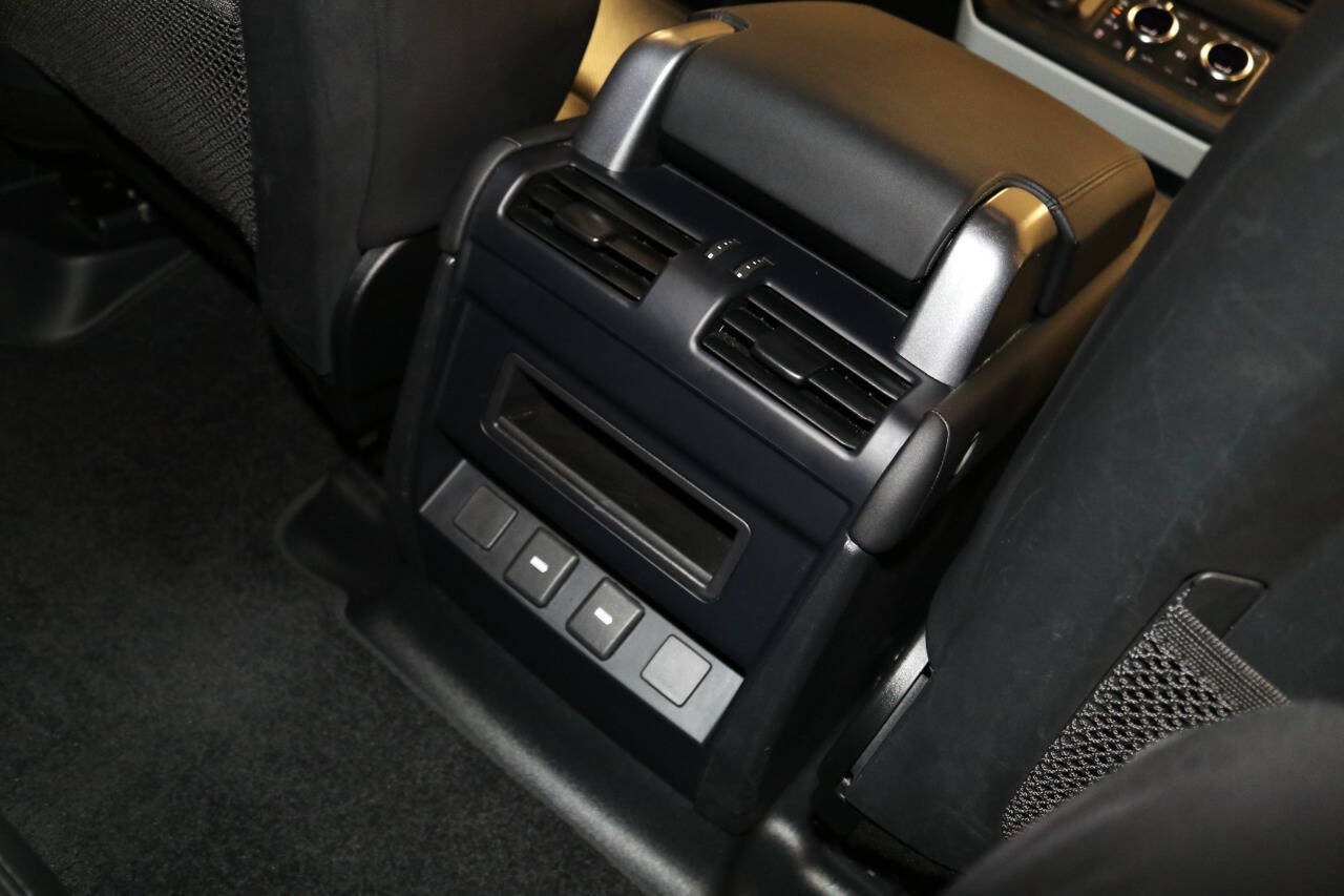 Used 2024 Land Rover Defender 110 S AWD/4WD image 76