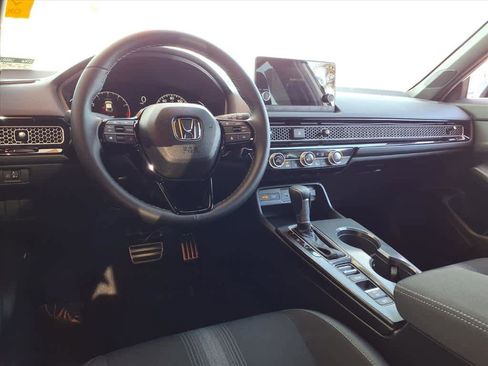 Used 2025 Honda Civic Sport image 9