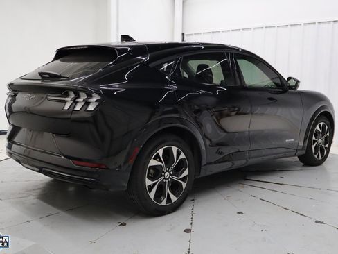 Certified 2022 Ford Mustang Mach-E Premium image 4