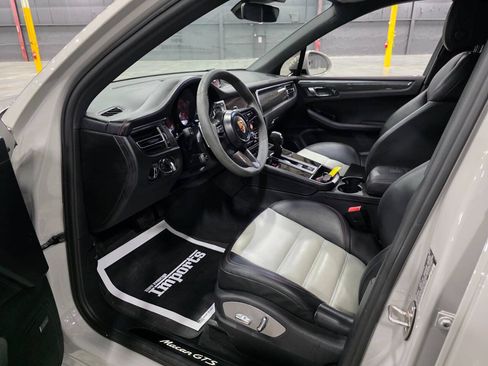 Used 2023 Porsche Macan GTS AWD/4WD image 26