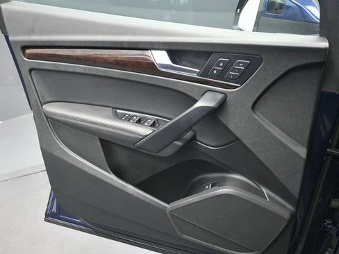 Used 2019 Audi Q5 2.0T Premium Plus w/ Premium Plus Package image 22