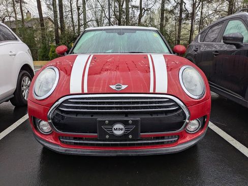 Used 2018 MINI Cooper Clubman image 2