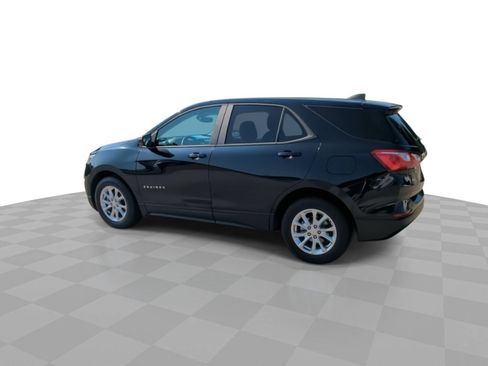 Certified 2021 Chevrolet Equinox LS w/ LPO, Cargo Package FWD image 6