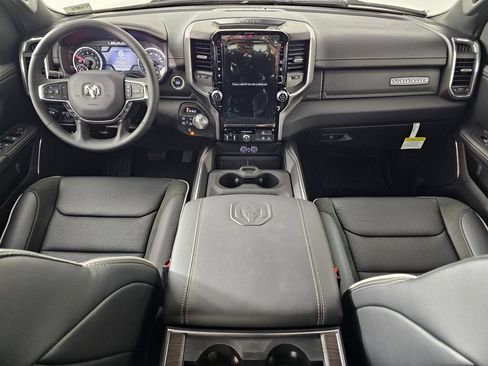 New 2026 RAM 1500 Laramie AWD/4WD image 19