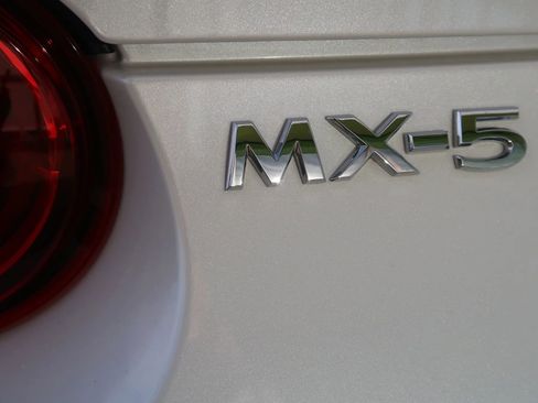 Used 2023 MAZDA MX-5 Miata Grand Touring image 47