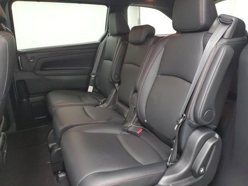 Certified 2024 Honda Odyssey Sport image 11