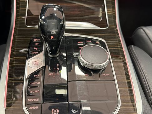 Used 2020 BMW X5 xDrive40i w/ Convenience Package image 14