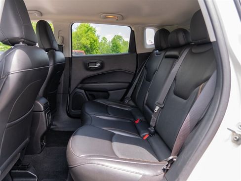 Used 2020 Jeep Compass Limited AWD/4WD image 22