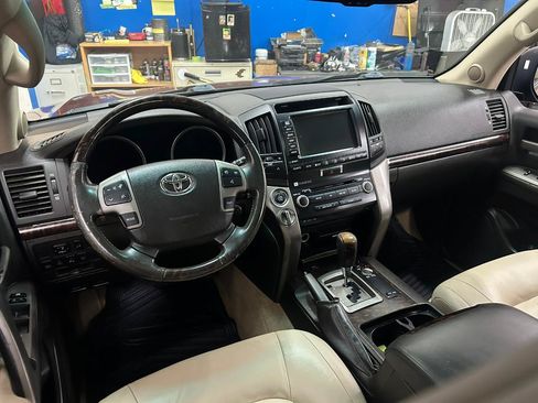 Used 2008 Toyota Land Cruiser AWD/4WD image 16