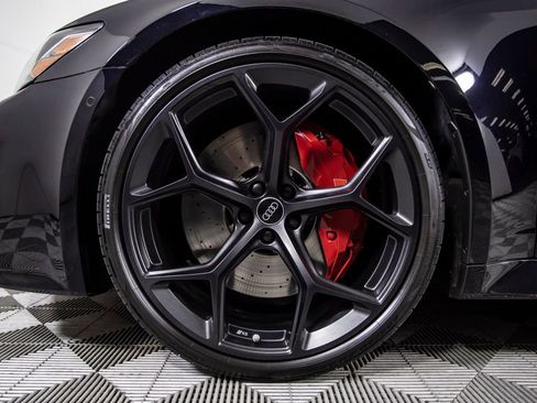 Used 2025 Audi RS 6 performance image 41