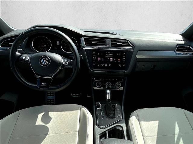 Used 2020 Volkswagen Tiguan SE R-Line FWD image 12