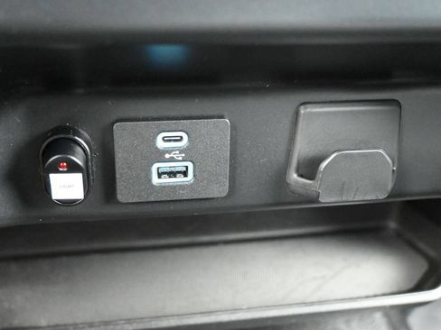 Used 2022 Ford F150 XL w/ Equipment Group 101A High RWD image 13
