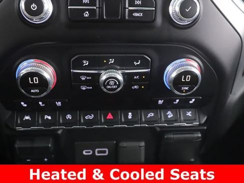 Used 2019 GMC Sierra 1500 Denali w/ Denali Ultimate Package AWD/4WD image 4