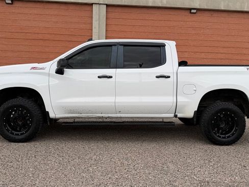 Used 2019 Chevrolet Silverado 1500 LT Trail Boss w/ Convenience Package AWD/4WD image 5