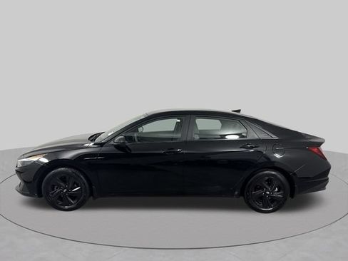Used 2023 Hyundai Elantra SEL FWD image 28