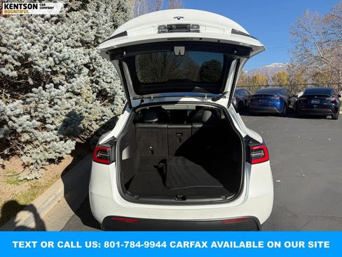 Used 2021 Tesla Model Y Long Range image 32
