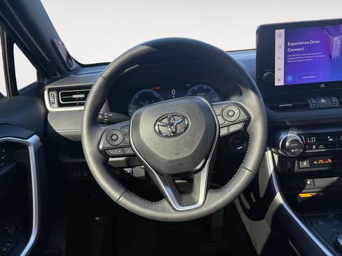 Used 2023 Toyota RAV4 XSE AWD/4WD image 13