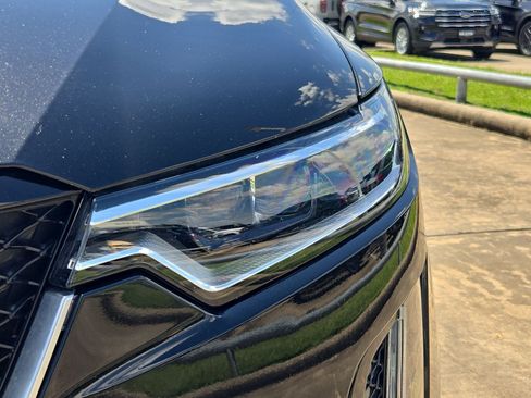 Used 2023 Cadillac XT6 Sport w/ Platinum Package AWD/4WD image 10