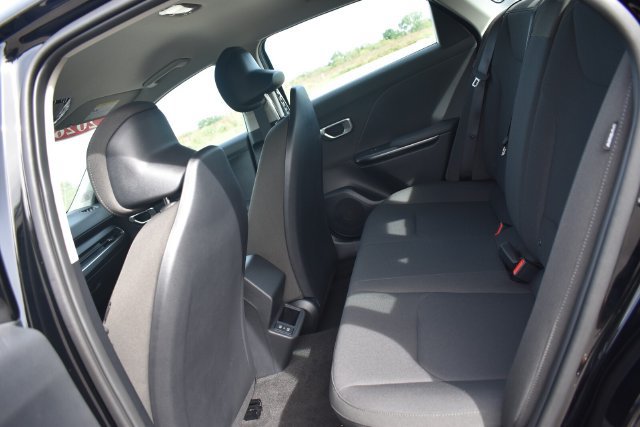 New 2026 Kia K4 FWD image 16