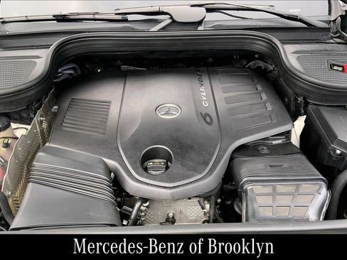 Used 2022 Mercedes-Benz GLS 450 4MATIC image 31