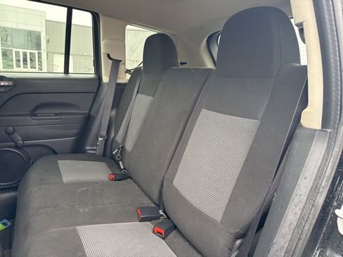 Used 2017 Jeep Compass Sport image 23