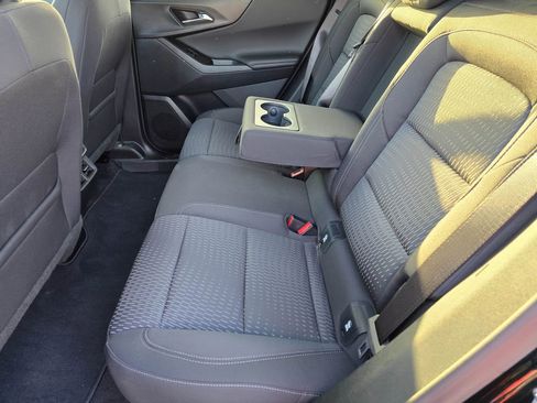 Used 2026 Chevrolet Equinox LT AWD/4WD image 13