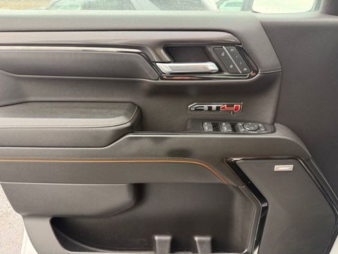 Used 2022 GMC Sierra 1500 AT4 w/ AT4 Premium Package AWD/4WD image 35