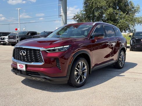 Used 2024 INFINITI QX60 Luxe w/ Vision Package FWD image 7