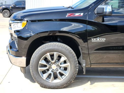 New 2026 Chevrolet Silverado 1500 LT w/ Texas Edition Plus AWD/4WD image 10