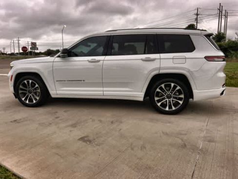 Used 2021 Jeep Grand Cherokee L Overland AWD/4WD image 4
