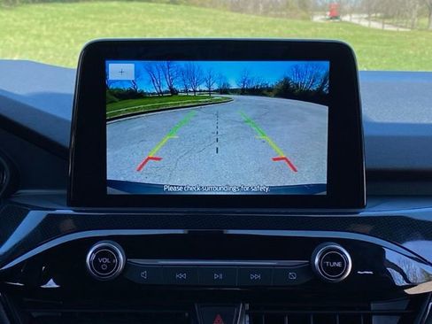 Used 2025 Ford Escape ST-Line image 31