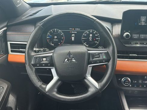 Used 2022 Mitsubishi Outlander SEL AWD/4WD image 23