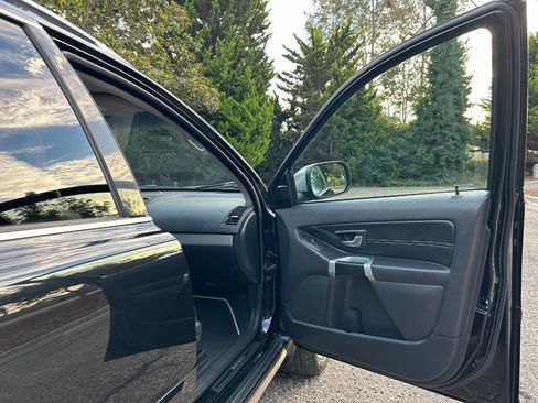 Used 2014 Volvo XC90 3.2 R-Design image 33