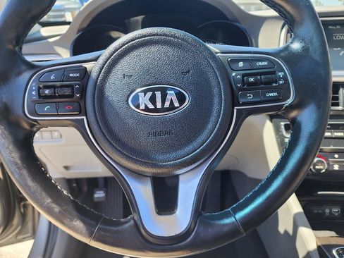 Used 2016 Kia Optima EX w/ Option Group 040 FWD image 17