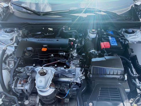 Certified 2024 Honda Civic LX image 34