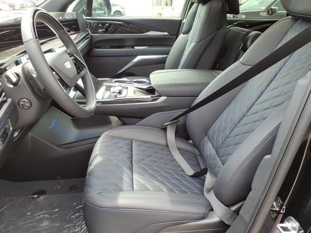 New 2026 Cadillac Escalade IQ Sport 1 w/ LPO, ONYX Package AWD/4WD image 5
