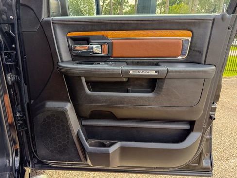 Used 2015 RAM 1500 Laramie Longhorn w/ Convenience Group AWD/4WD image 27