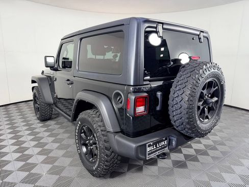 Used 2022 Jeep Wrangler Sport AWD/4WD image 10