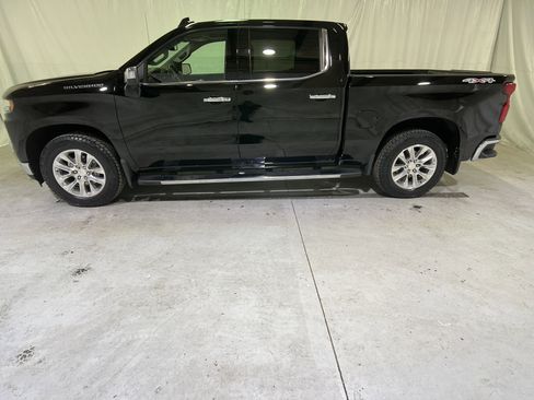 Certified 2019 Chevrolet Silverado 1500 LTZ w/ LTZ Premium Package image 7