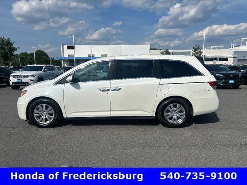 Used 2016 Honda Odyssey SE image 3