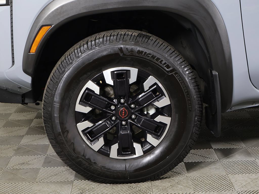 Used 2024 Nissan Frontier PRO-4X w/ Technology Package AWD/4WD image 21