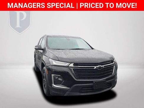 Certified 2023 Chevrolet Traverse LT w/ Midnight/Sport Edition image 12