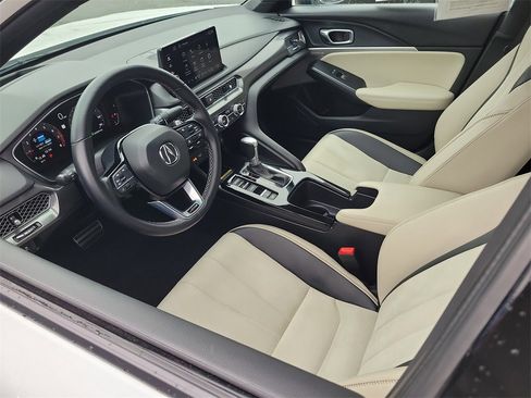 Used 2023 Acura Integra A-Spec image 3