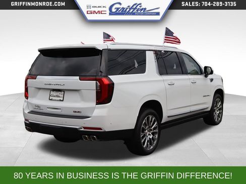 New 2026 GMC Yukon XL Denali w/ Denali Reserve Package AWD/4WD image 4