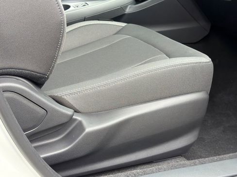 New 2026 Subaru Crosstrek 2.0i Premium AWD/4WD image 9