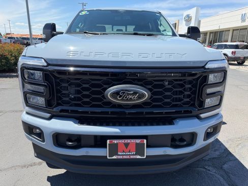 New 2026 Ford F350 Lariat w/ Black Appearance Package AWD/4WD image 8