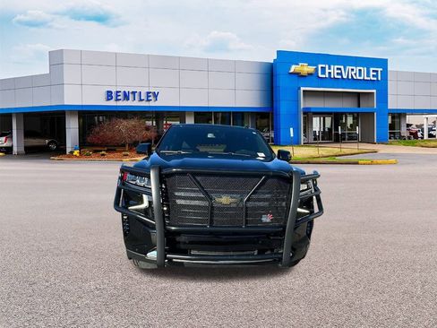 Used 2022 Chevrolet Tahoe LT w/ LT Signature Plus Package image 8