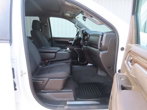 Used 2025 Chevrolet Silverado 2500 LT w/ Convenience Package AWD/4WD image 25
