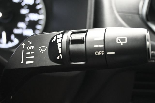 Used 2023 Nissan Rogue S FWD image 21