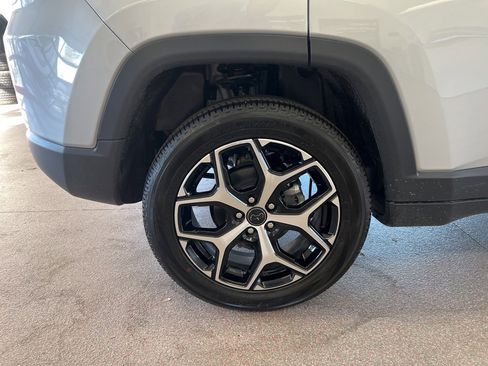 New 2026 Jeep Compass Limited image 28